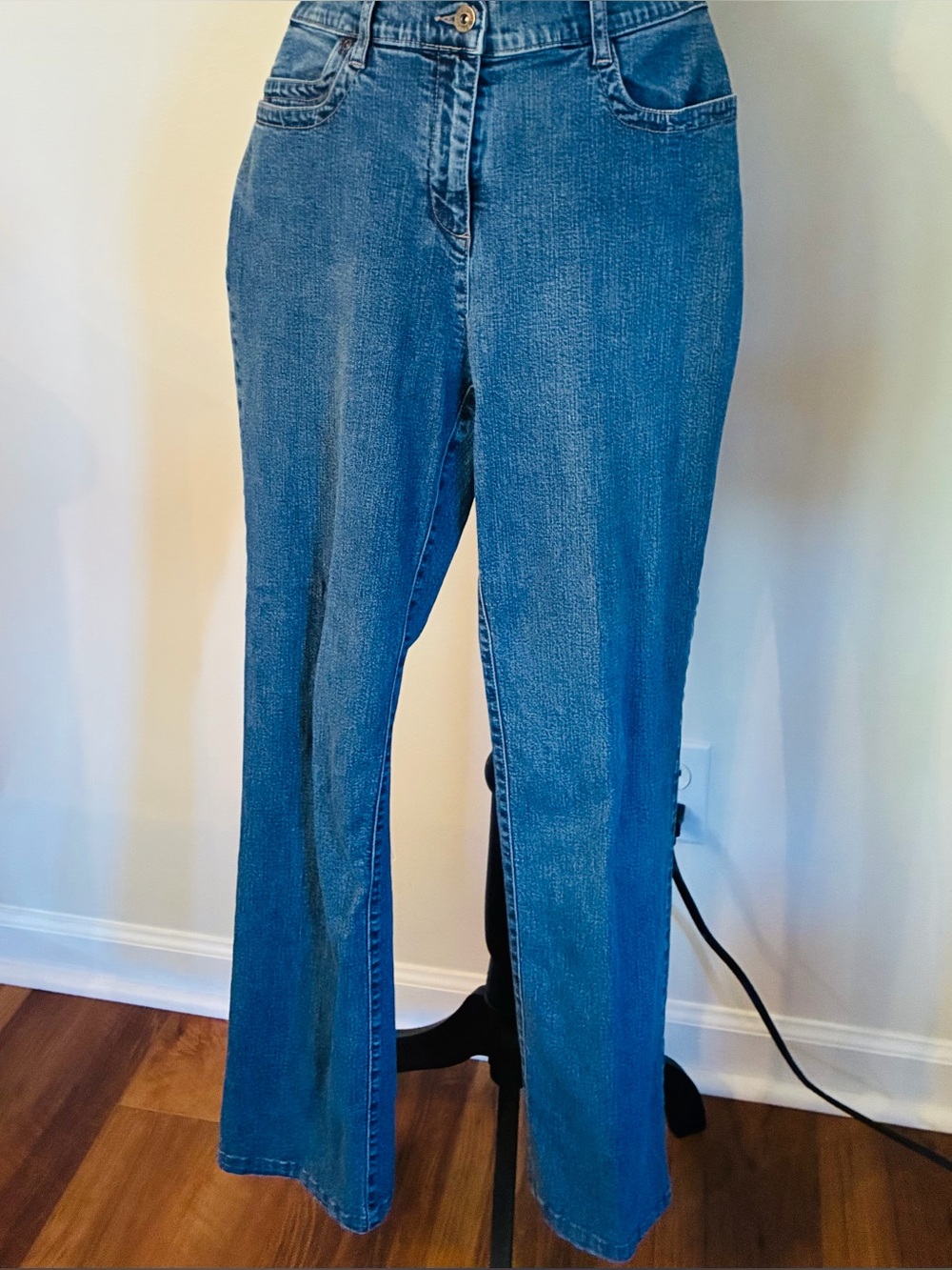 Christopher & Banks medium washed denim jeans. Size 4